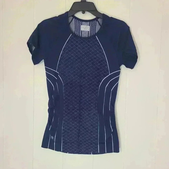 Athleta Tops - Athleta Finish Fast Line Tee Active Run Gym Sports ruched Top Size Medium